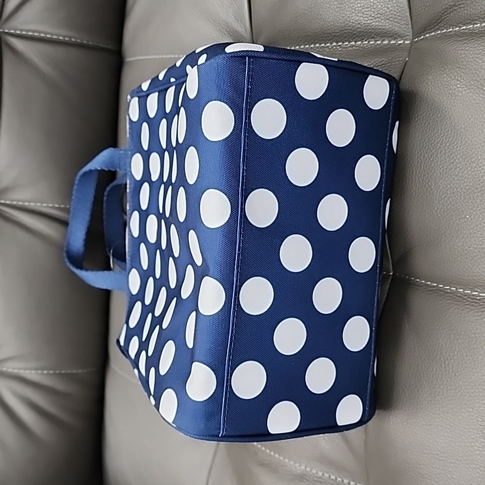 ♠️ NWT Kate Spade Lunch Bag Navy Jumbo Dot  ♠️ - Picture 8 of 8